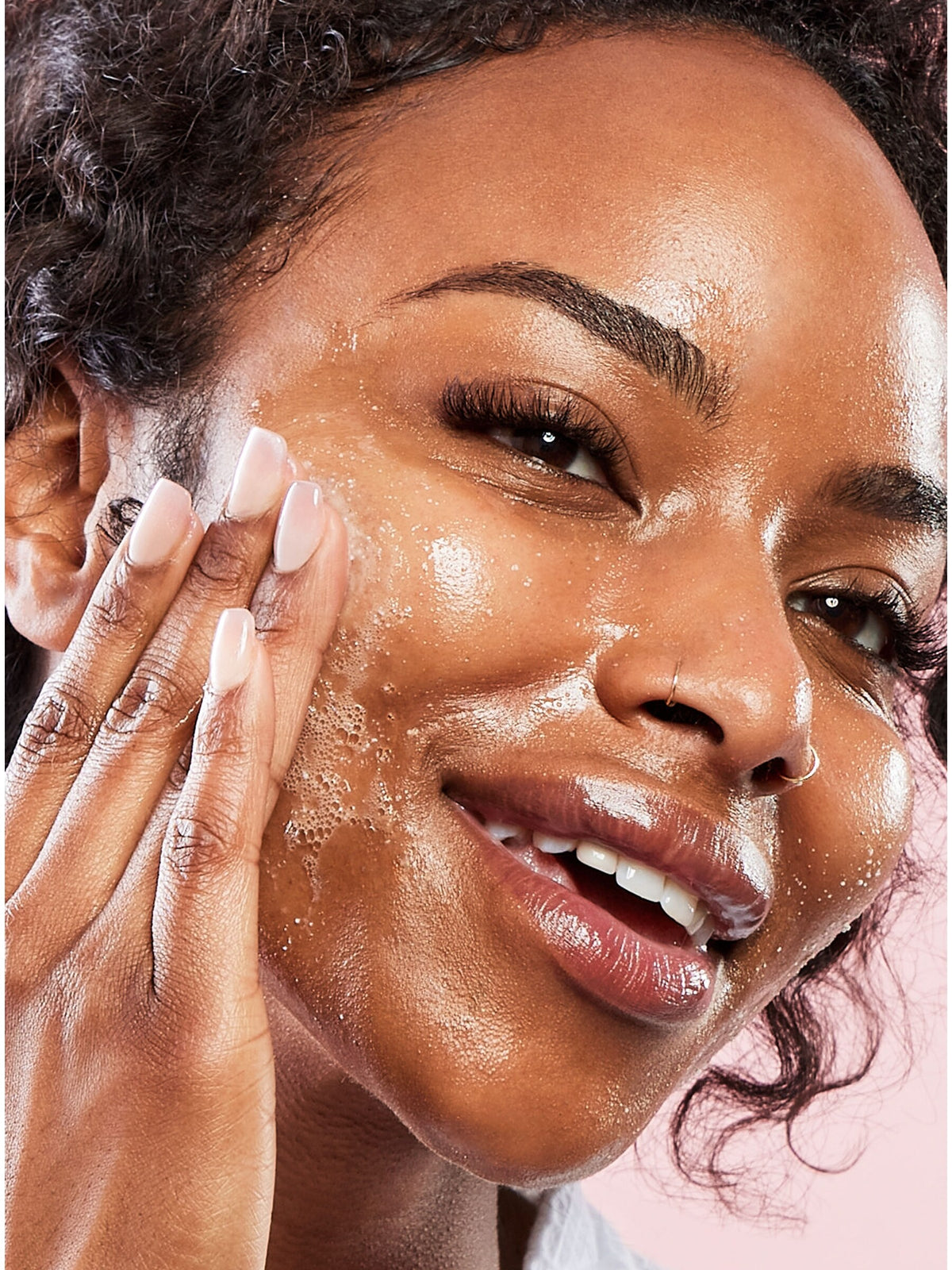 Exfoliating Face Wash with Vitamin E and Aloe 113 ml