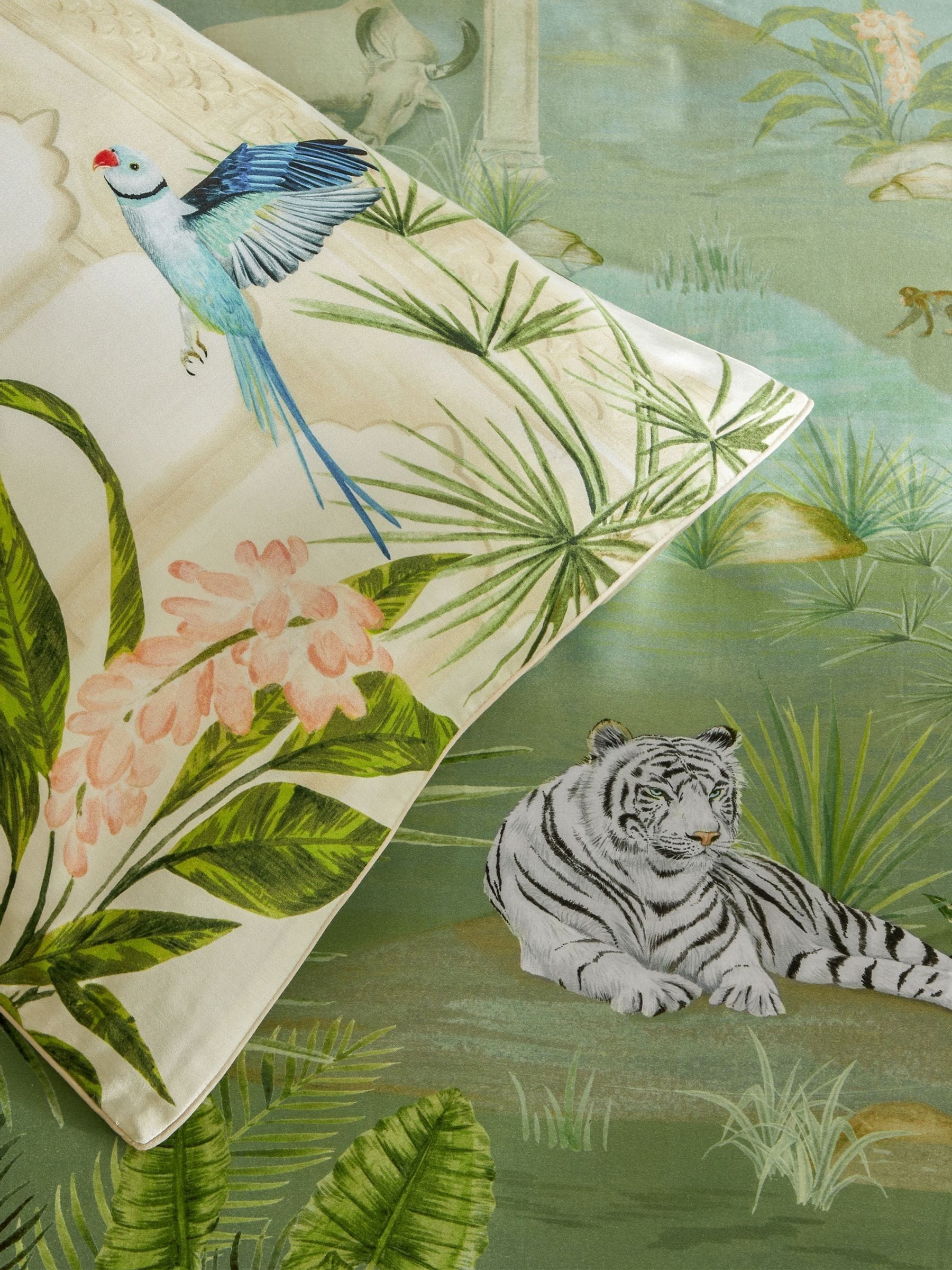 Paoletti Jungle Odisha duvet cover set, imported from the UK