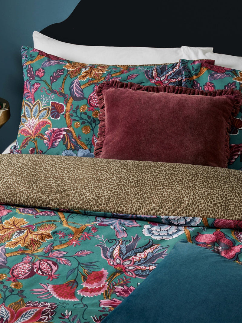 Wylder Lake Blue Viranai Exotic Floral duvet cover set (British brand)