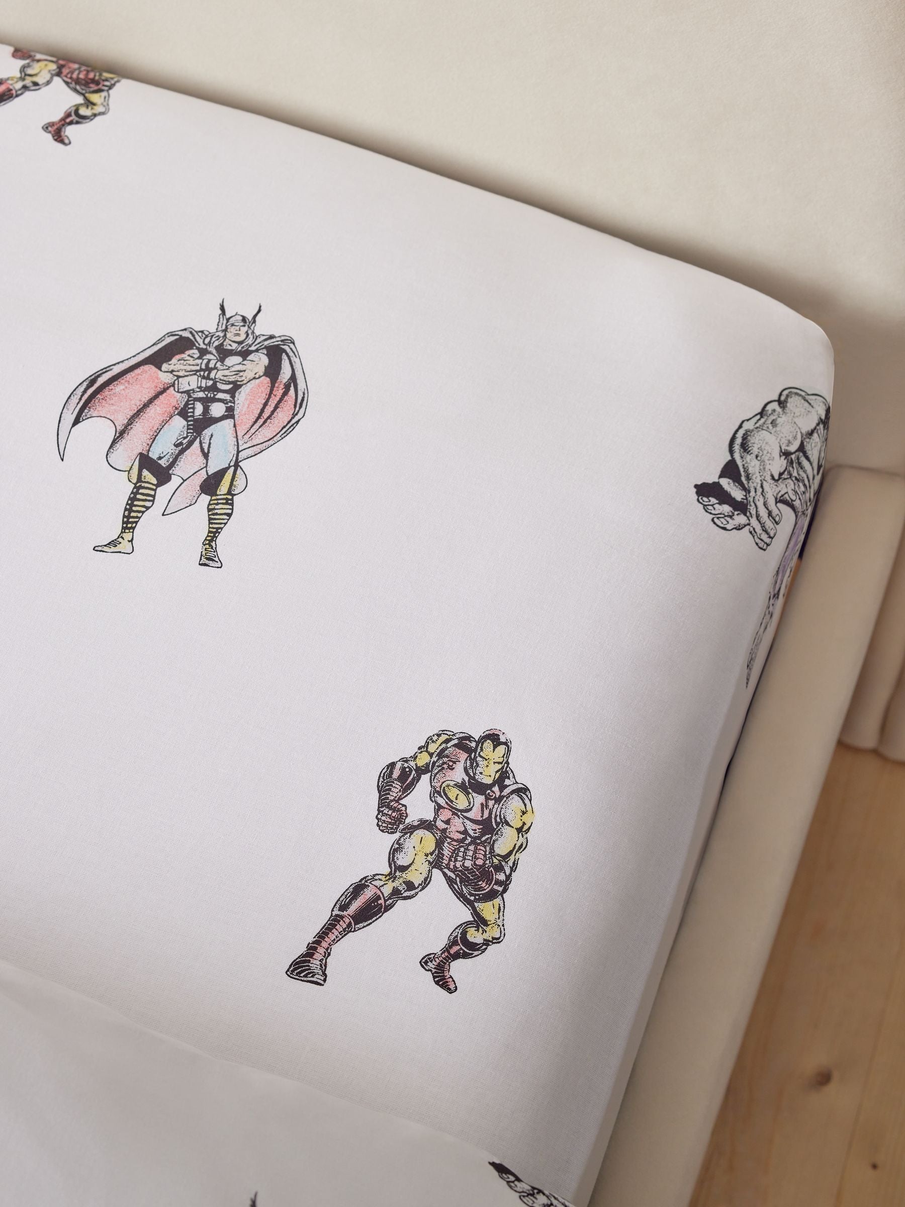 Marvel white cotton fitted sheet for single bed (British brand)