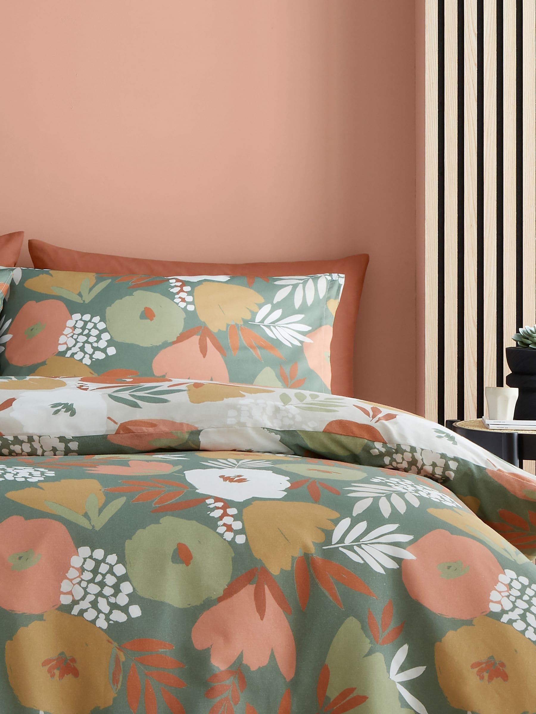 Fusion Green Yasmin Easycare duvet cover set - British product