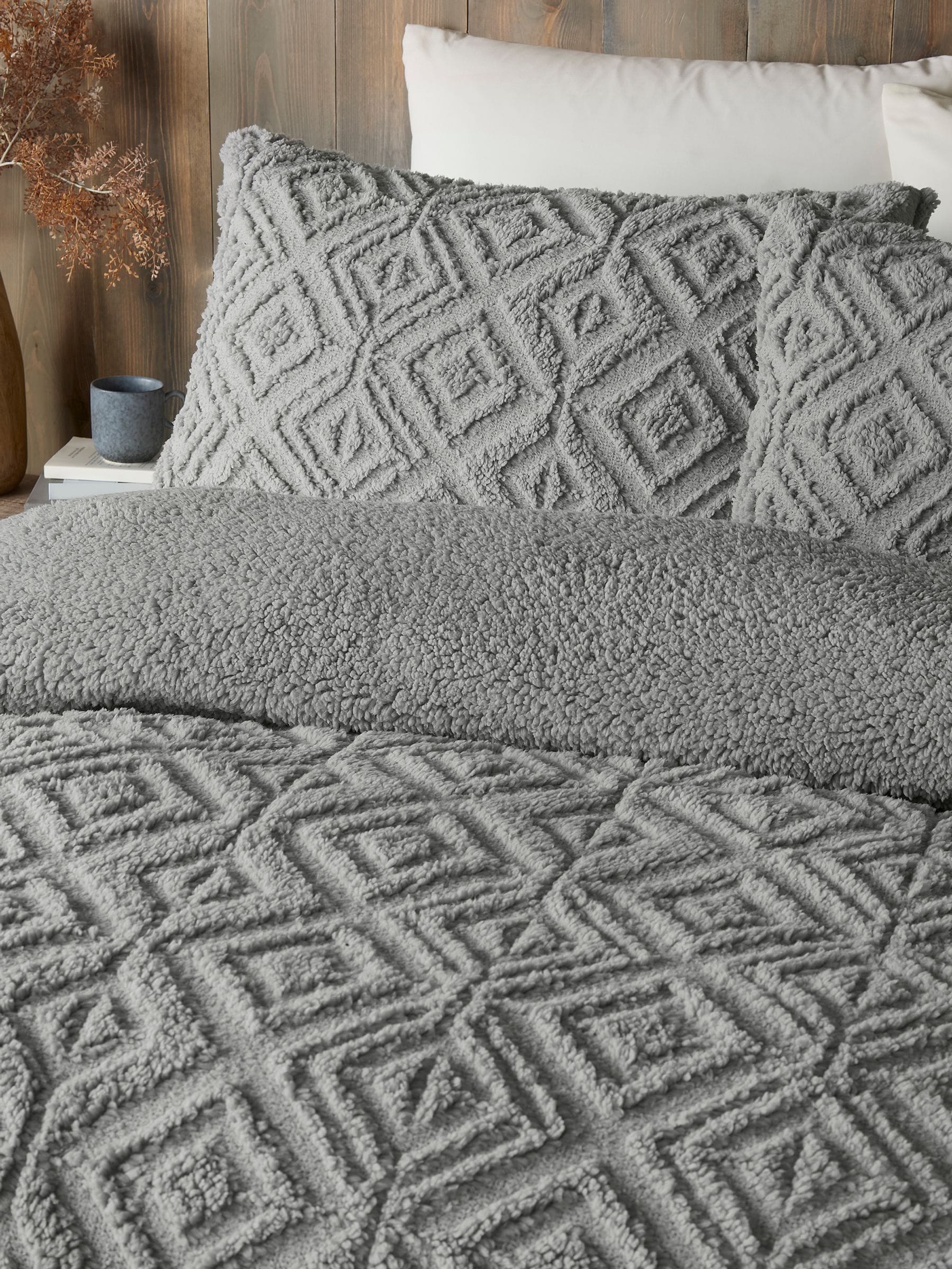 Romo Fusion Grey Fleece and Sherpa Duvet Cover Set - British product