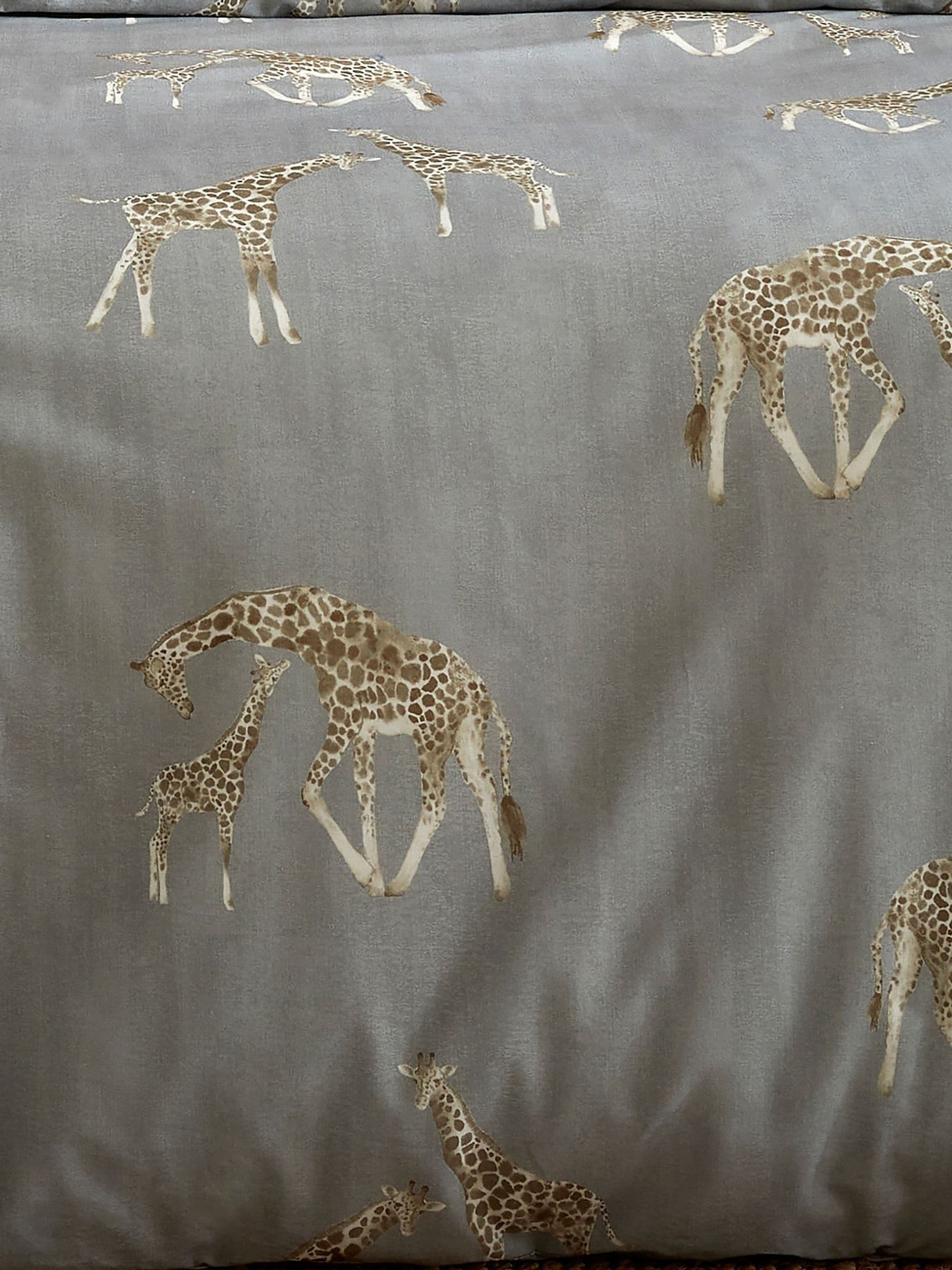 Fusion Grey Milo Giraffe Reversible Duvet Cover Set - British product