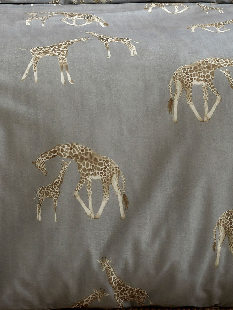 Fusion Grey Milo Giraffe Reversible Duvet Cover Set - British product