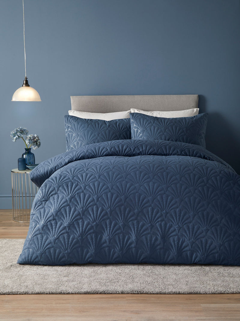 Serene dark blue cavali quilted duvet cover set (British brand)