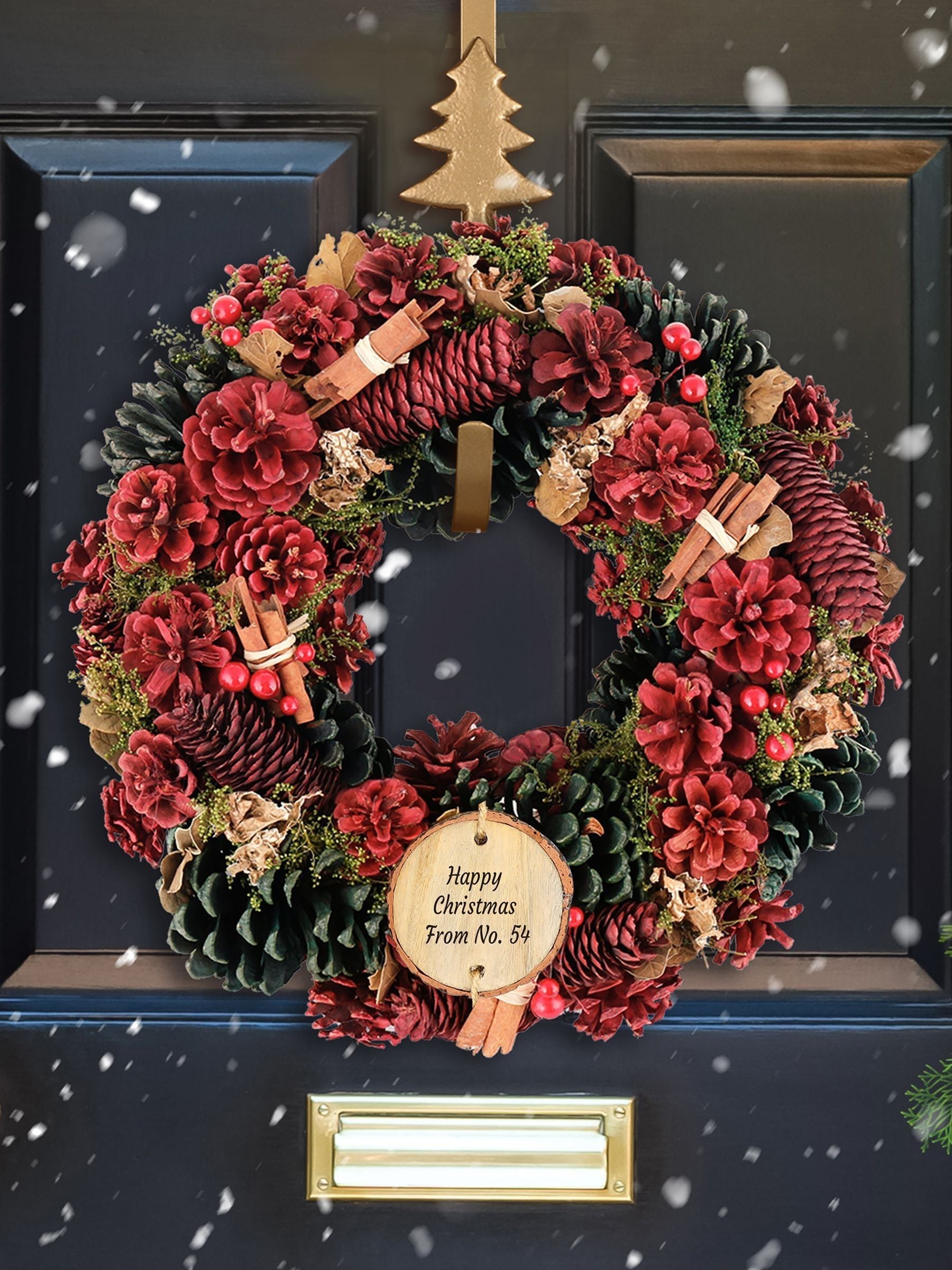 Dibor Personalised Christmas Wreath 39cm, imported from the UK