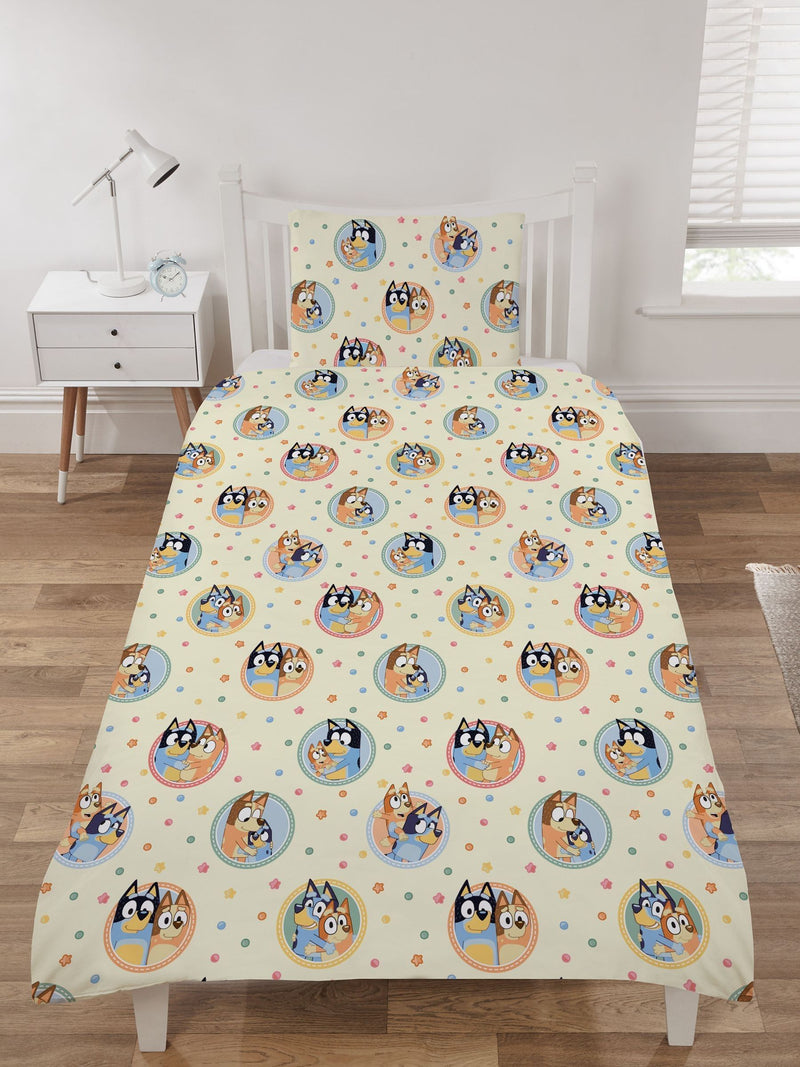 Bluey Multi Reversible Single Duvet Cover and Pillowcase Set - British product