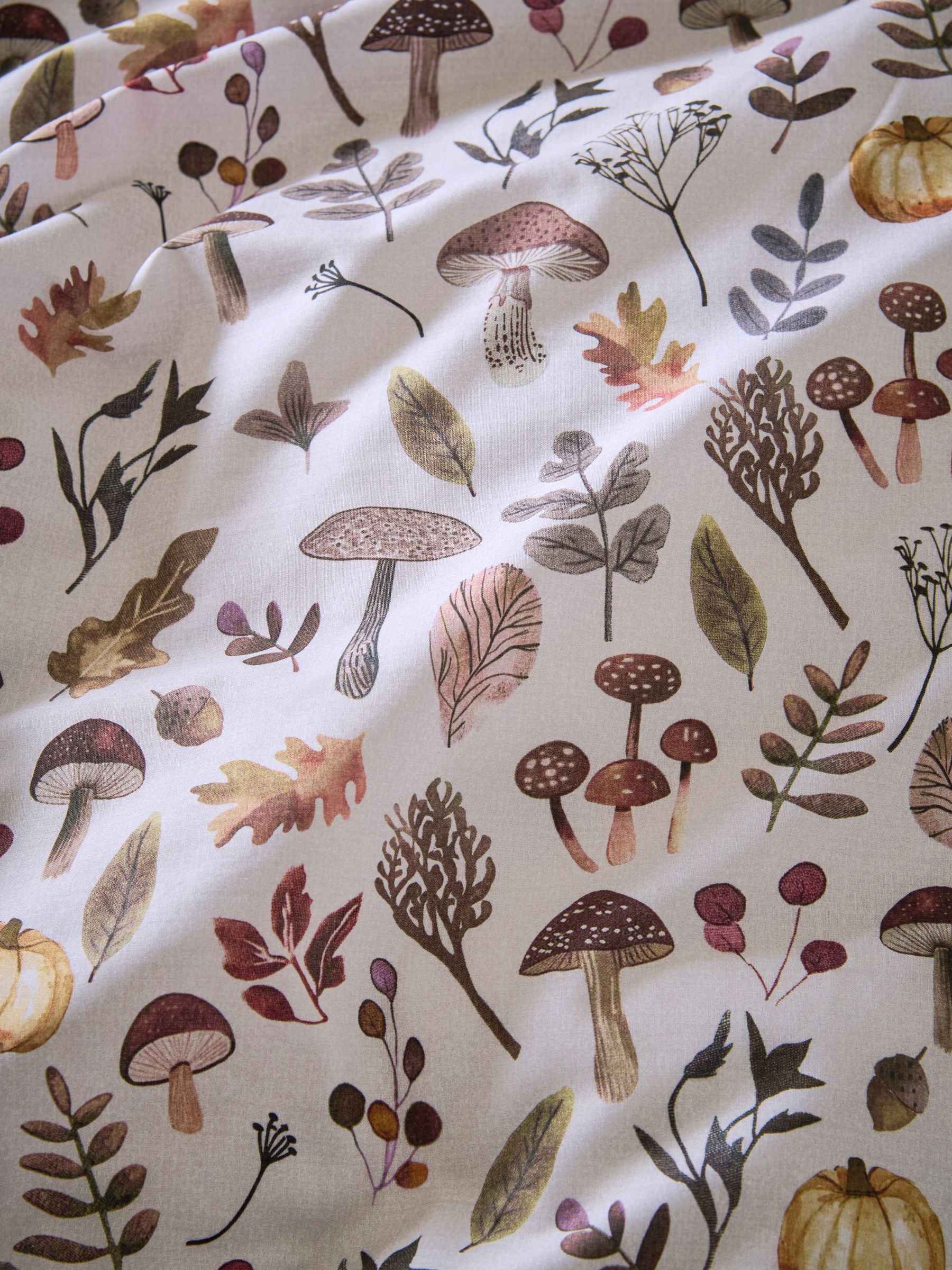 Natural black pumpkin reversible duvet cover and pillowcase set, imported from the UK