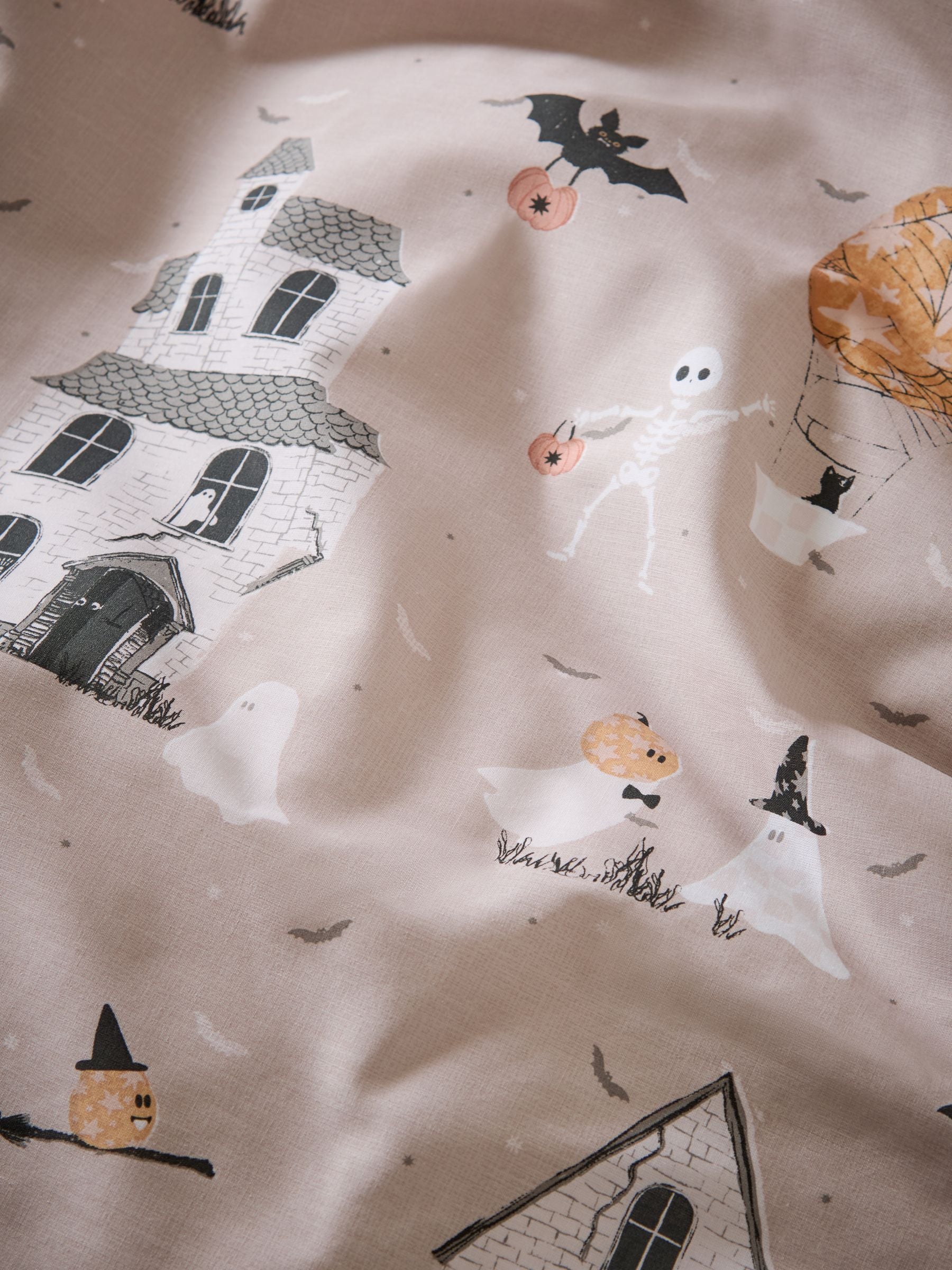 Halloween reversible duvet cover and pillowcase set, imported from the UK