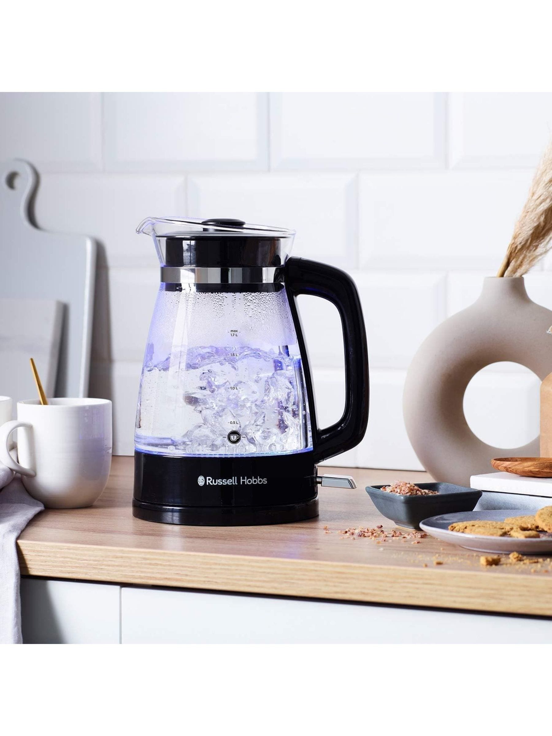 Glass Kettle with Blue Internal Illumination and 1.7L Capacity