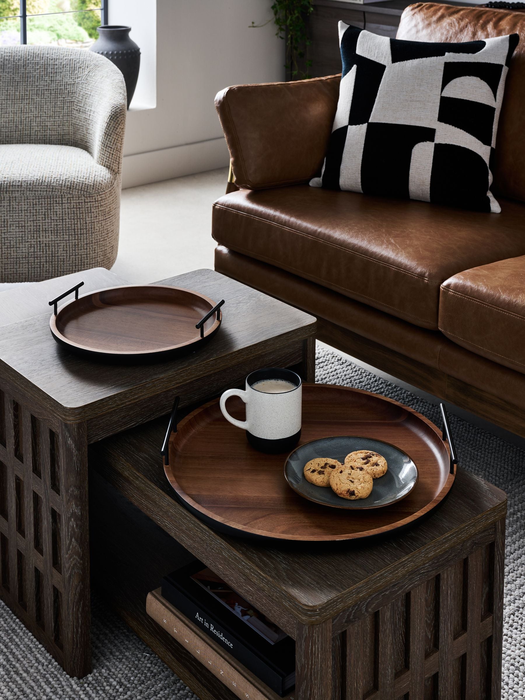 Brown Dark Bronx wood decorative tray - British product