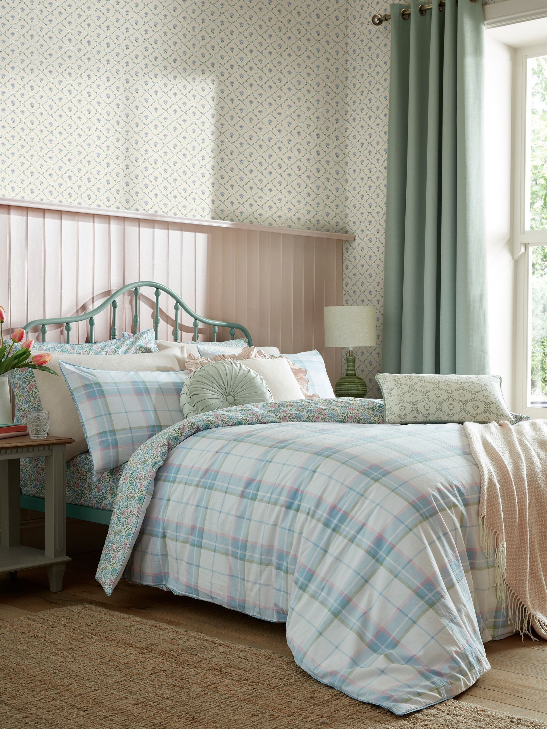 Laura Ashley Sherston duvet cover and pillowcase set, UK version