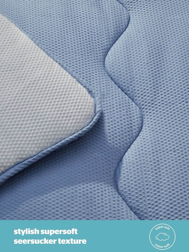 Silentnight 10.5 tog seersucker coverless duvet and pillowcase set (British brand)