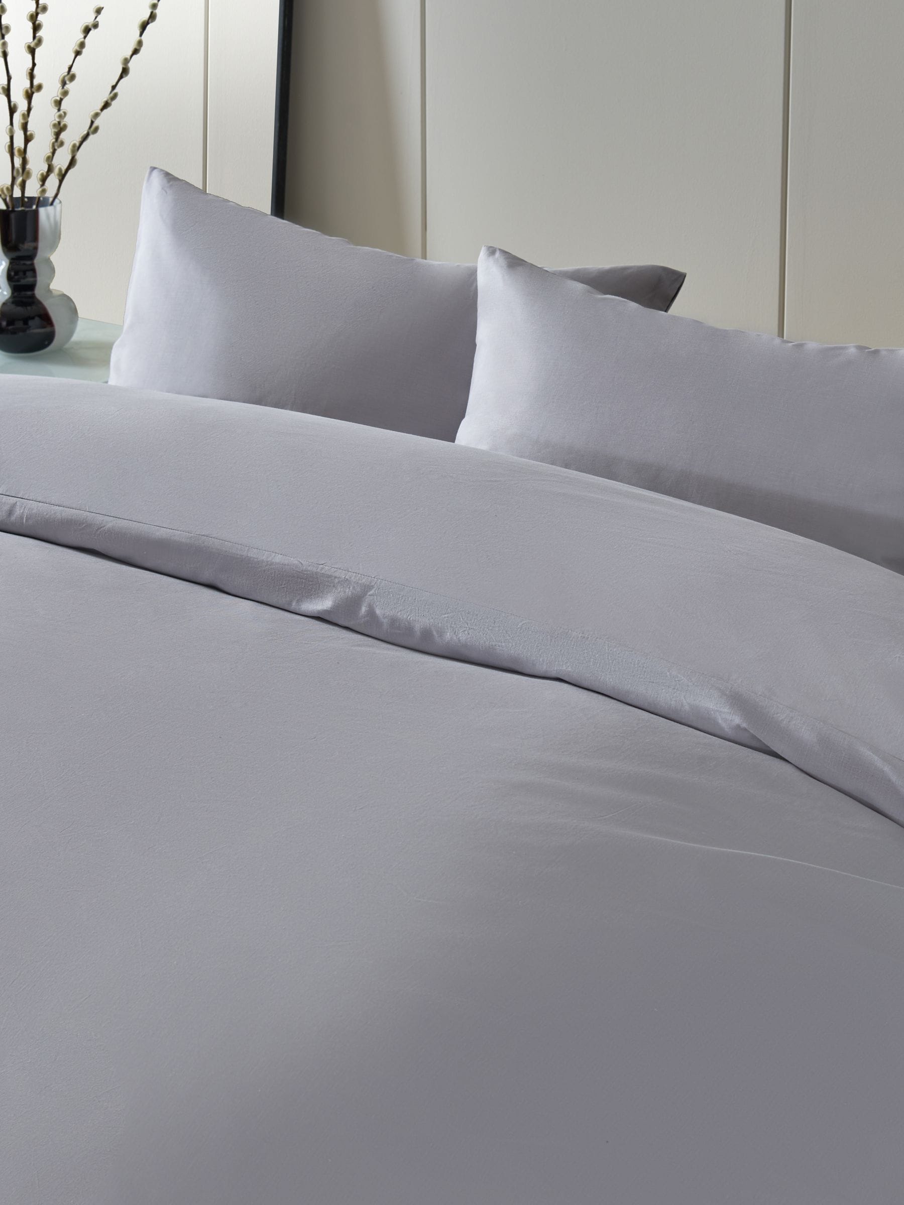 Silver 144 Thread Count Duvet Cover and Pillowcase Set