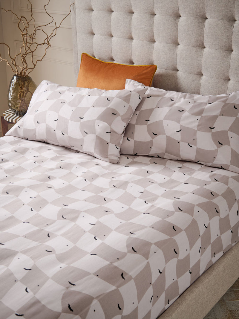 Natural Ghost Halloween fitted sheet and pillowcase set Single, imported from the UK