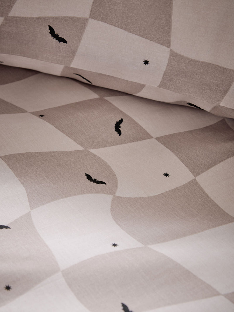 Natural Ghost Halloween fitted sheet and pillowcase set Single, imported from the UK