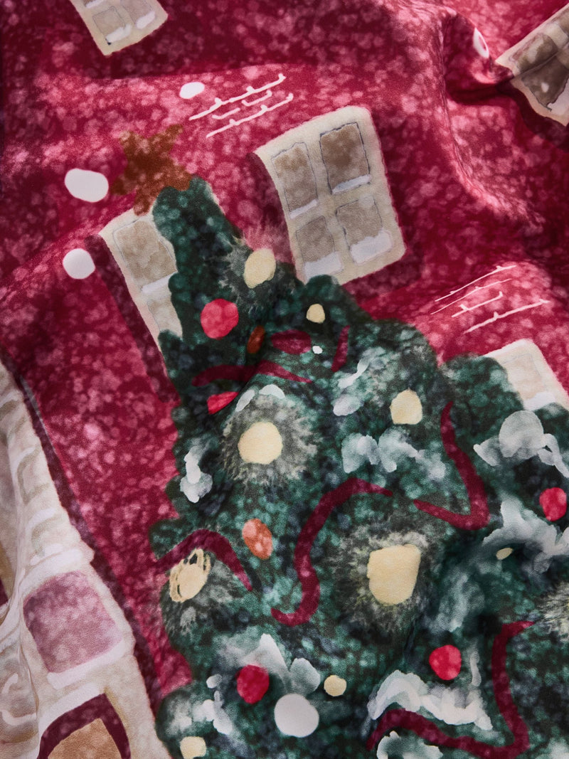 Reversible Christmas duvet cover and pillowcase set, imported from the UK