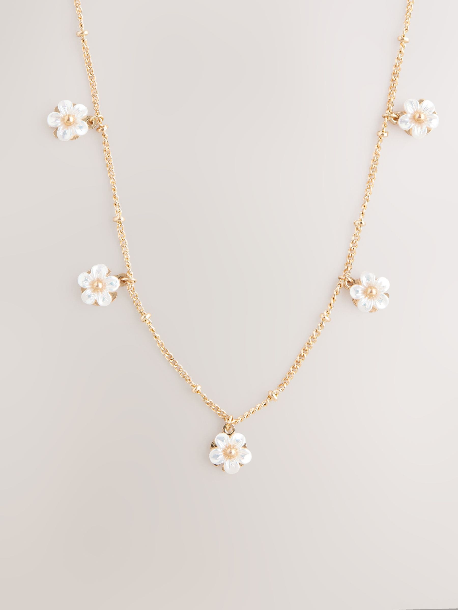 Gold Tone Flower Drop Necklace, UK version pendant accessory