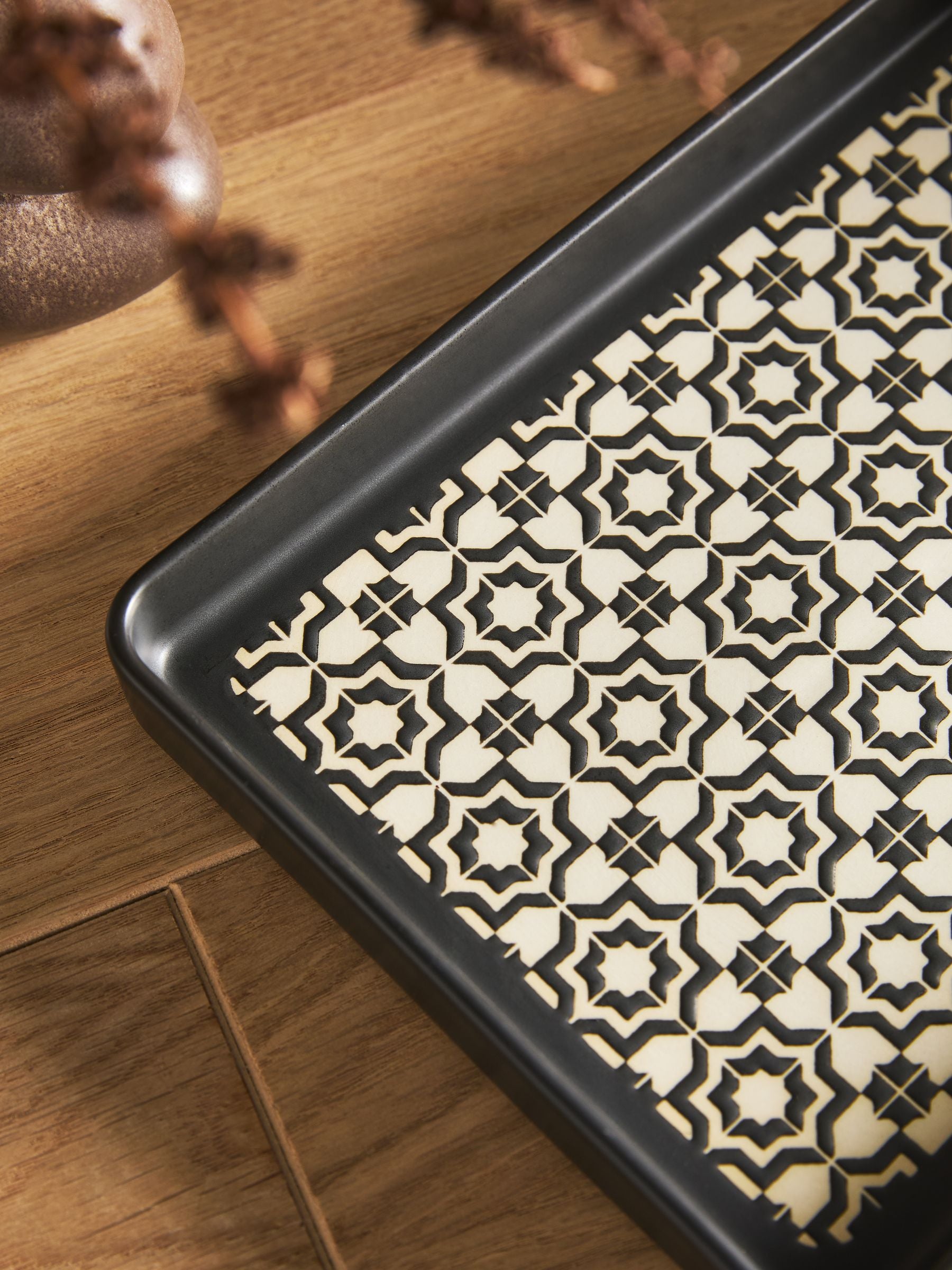 Black/White Geo Storage Tray - British product