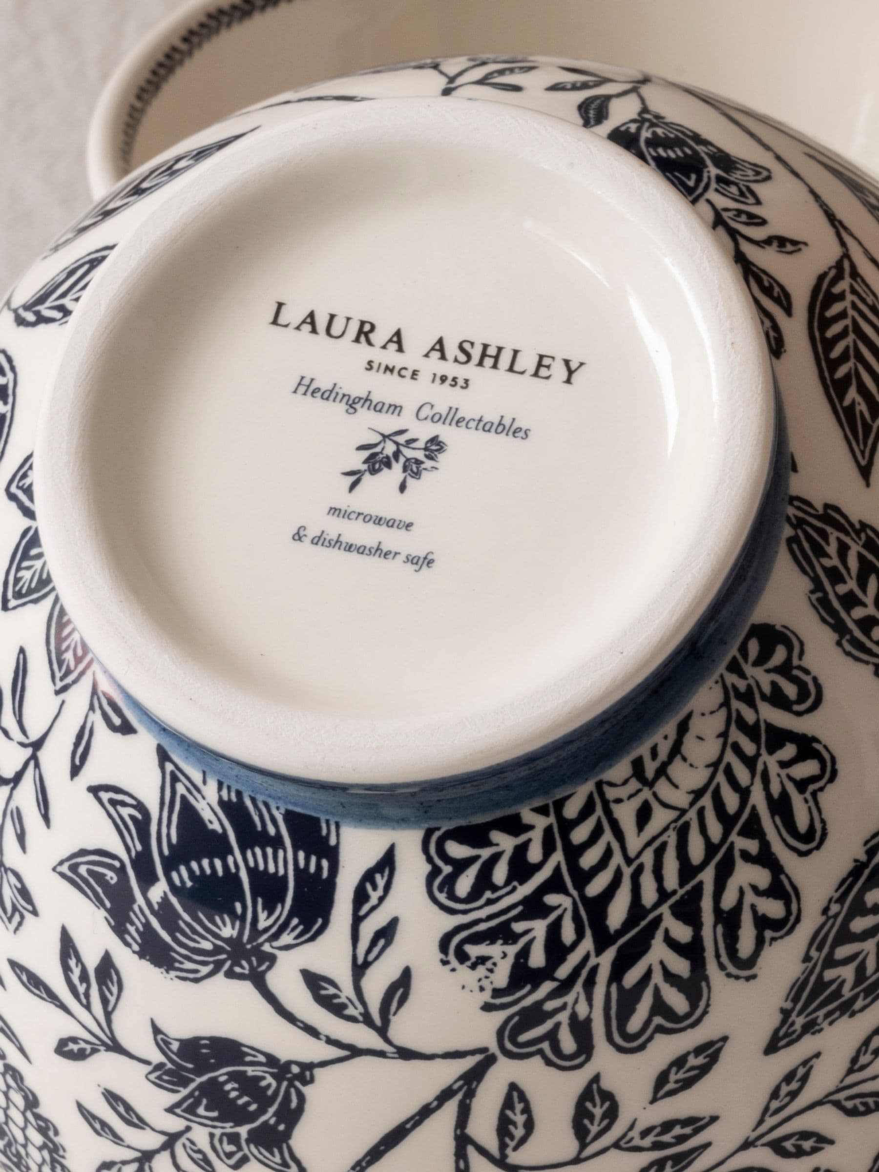 Laura Ashley Blue 12 Piece Hedingham Collectables Dinner Set