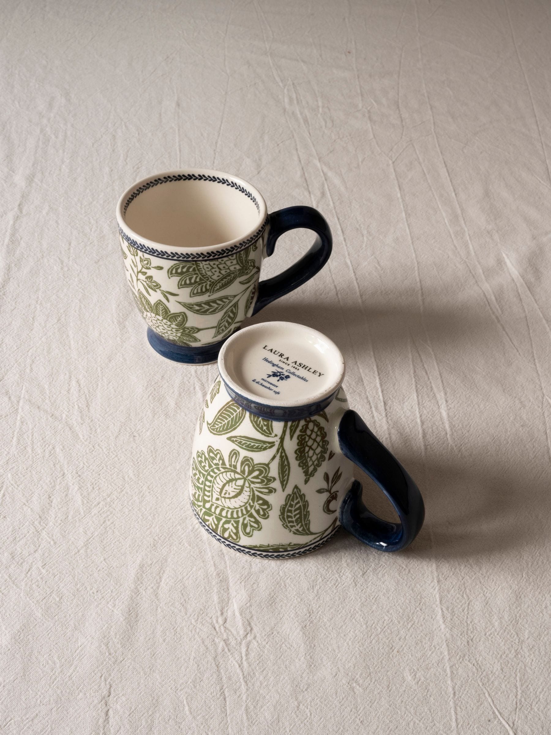 Laura Ashley Green Hedingham small mugs 21cl set of 2, UK version