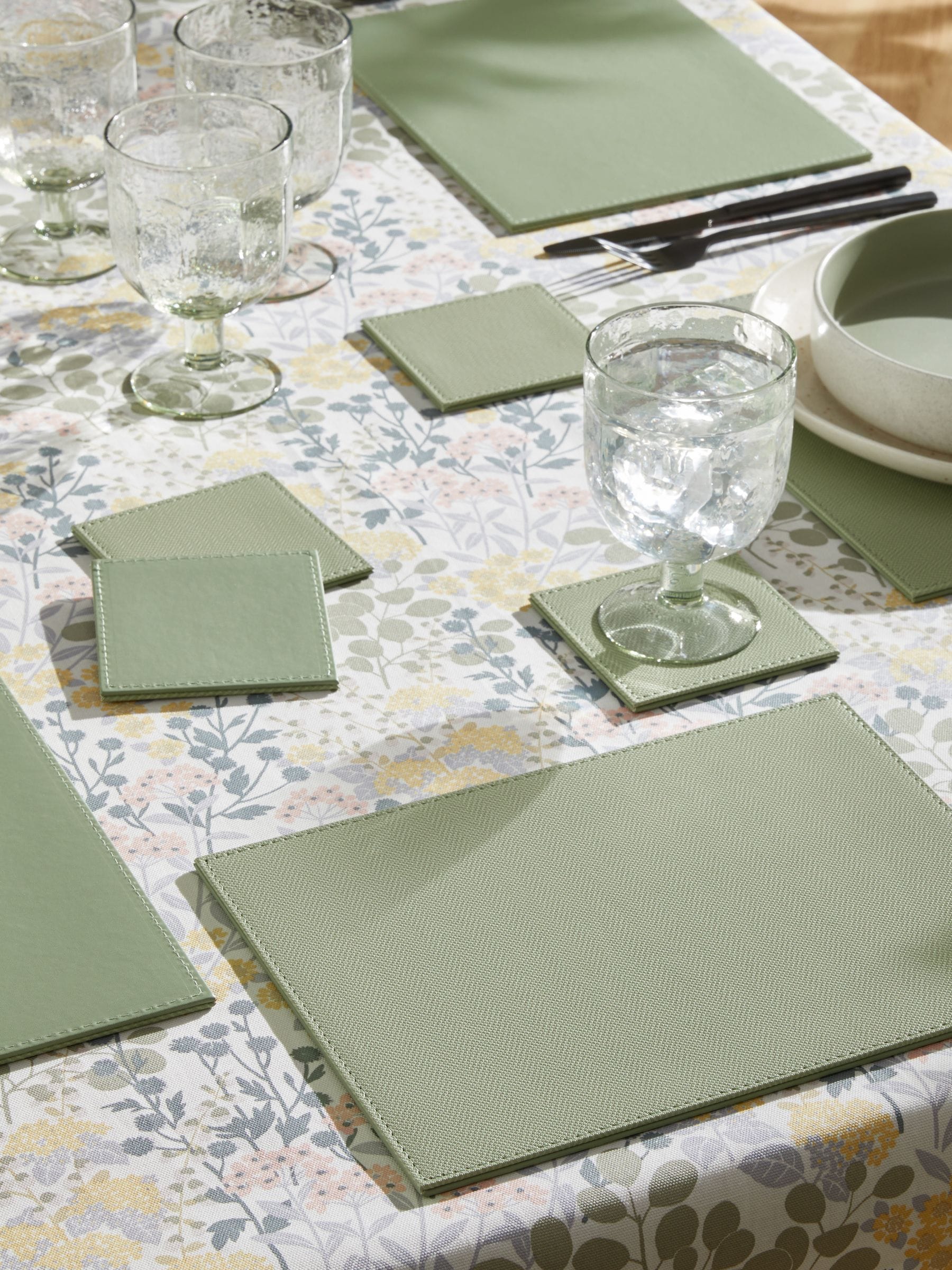 Sage green rectangle reversible faux leather placemat and coaster set of 4 (British brand)