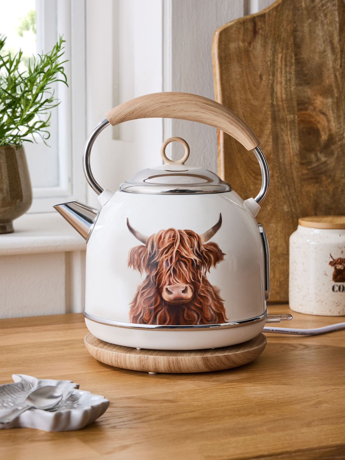 Hamish Malvern Cream Kettle 1.7L - British product