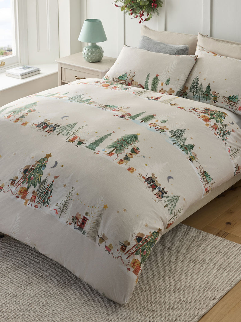 Christmas Mouse Town Duvet Cover and Pillowcase Set
