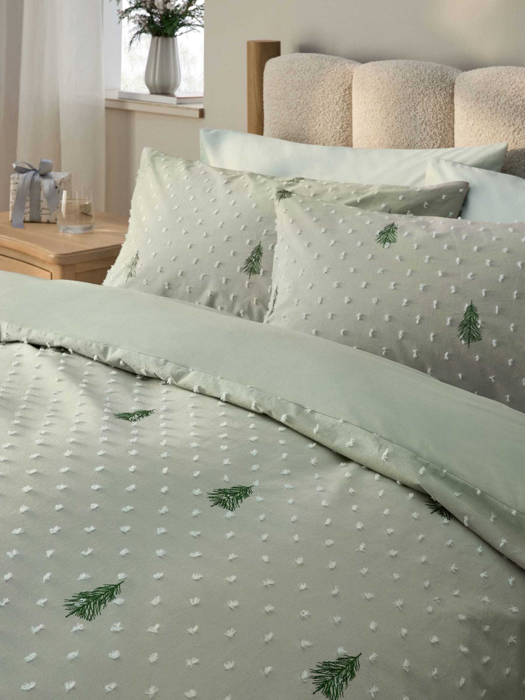 Green Christmas Tree Duvet Cover and Pillowcase Set