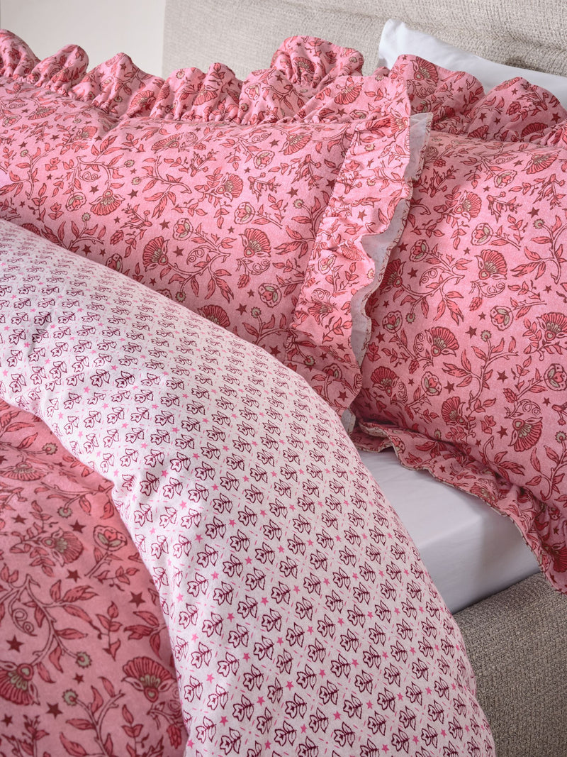 Pink Floral Star duvet cover and pillowcase set, imported from the UK