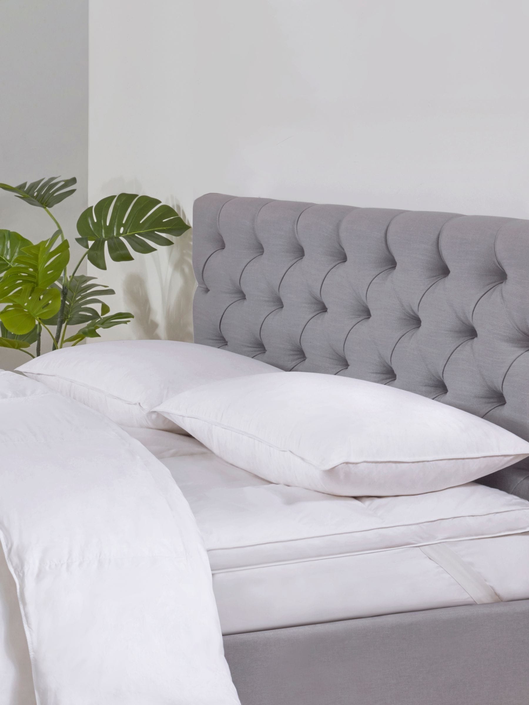 BHS 100% Cotton 10.5 Tog goose feather and down" Duvet