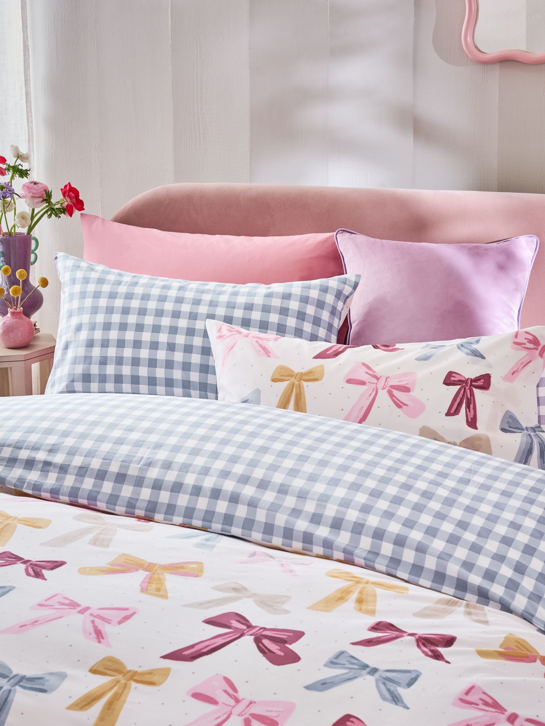Multicolour bows reversible duvet cover and pillowcase set, imported from the UK