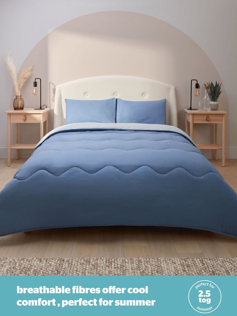 Silentnight Summer Breeze Seersucker Coverless Duvet Set (British brand)
