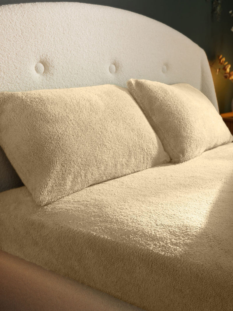 Silentnight Natural Teddy Fleece Fitted Sheet (British brand)