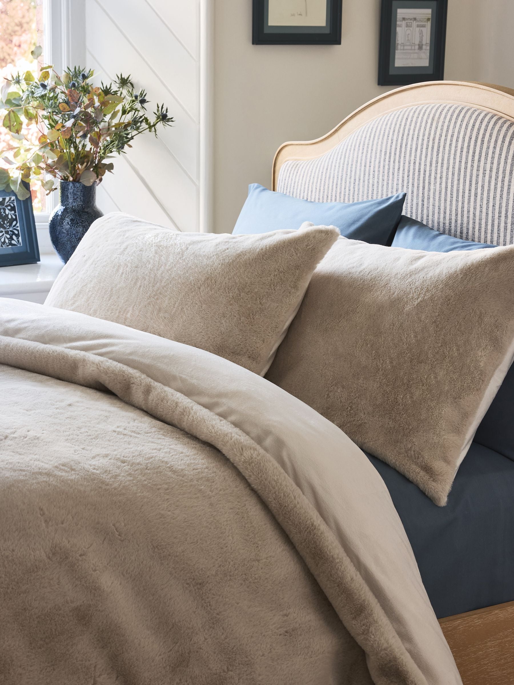 Natural Oyster Plush Faux Fur Duvet Cover and Pillowcase Set