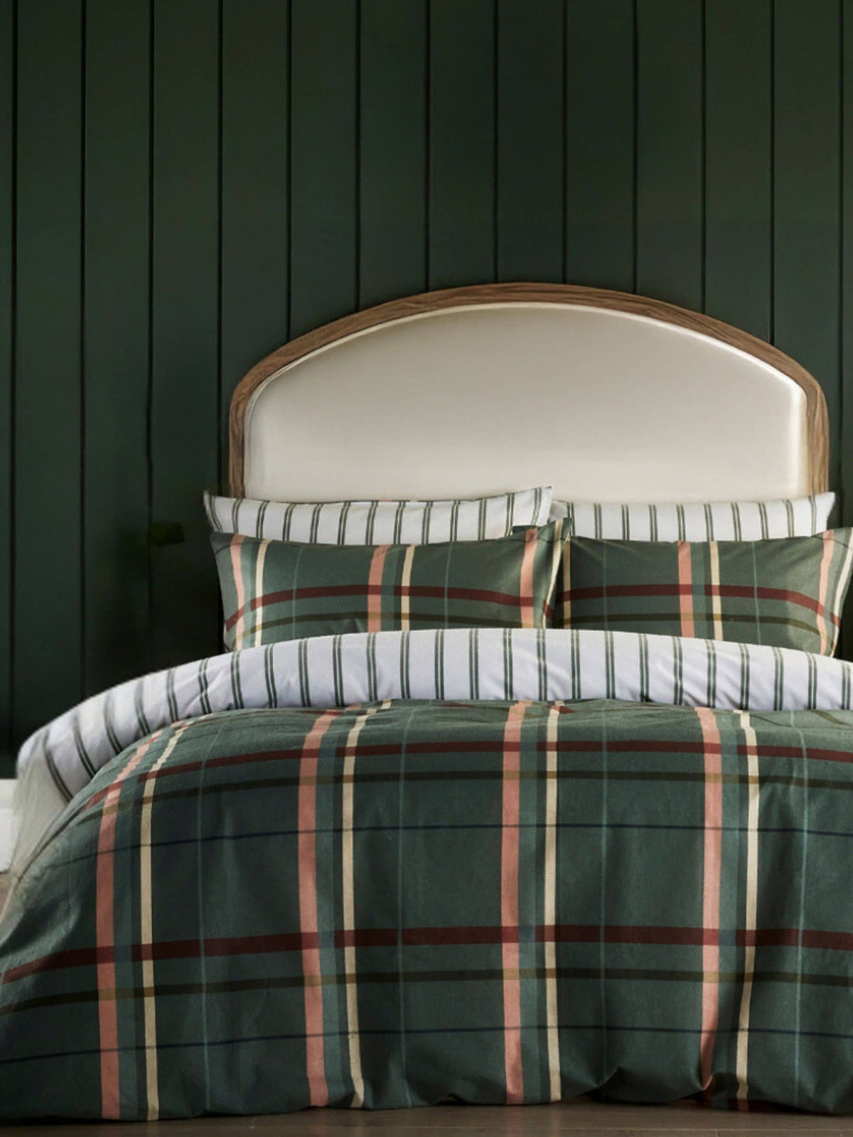 Vantona green plaid duvet cover set (British brand)