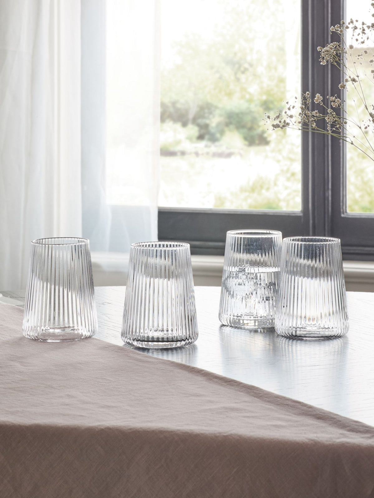 Set of 4 Clear Hollis Angular Short