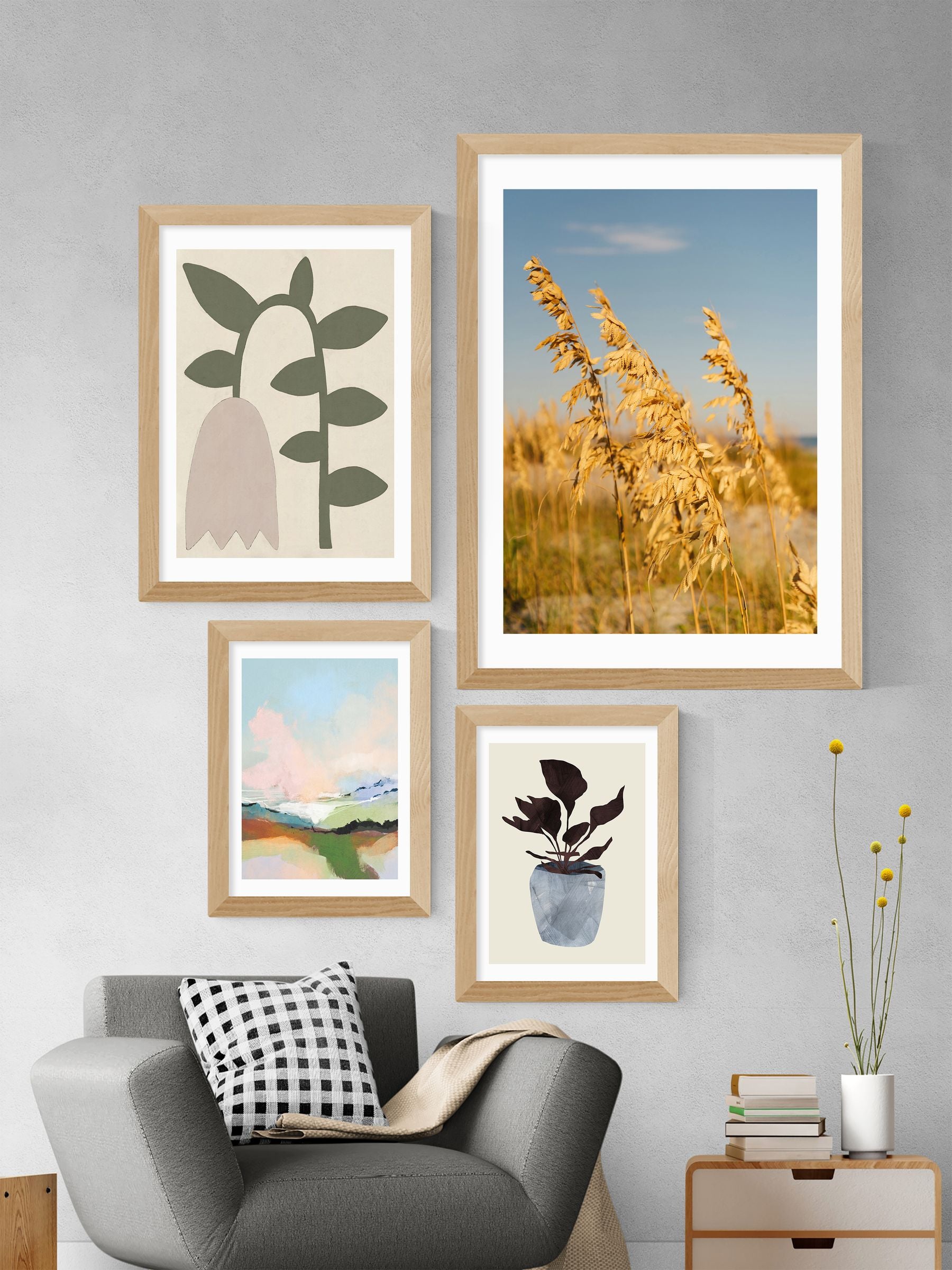 East End Prints Oak Tulip Framed Art Print - British product