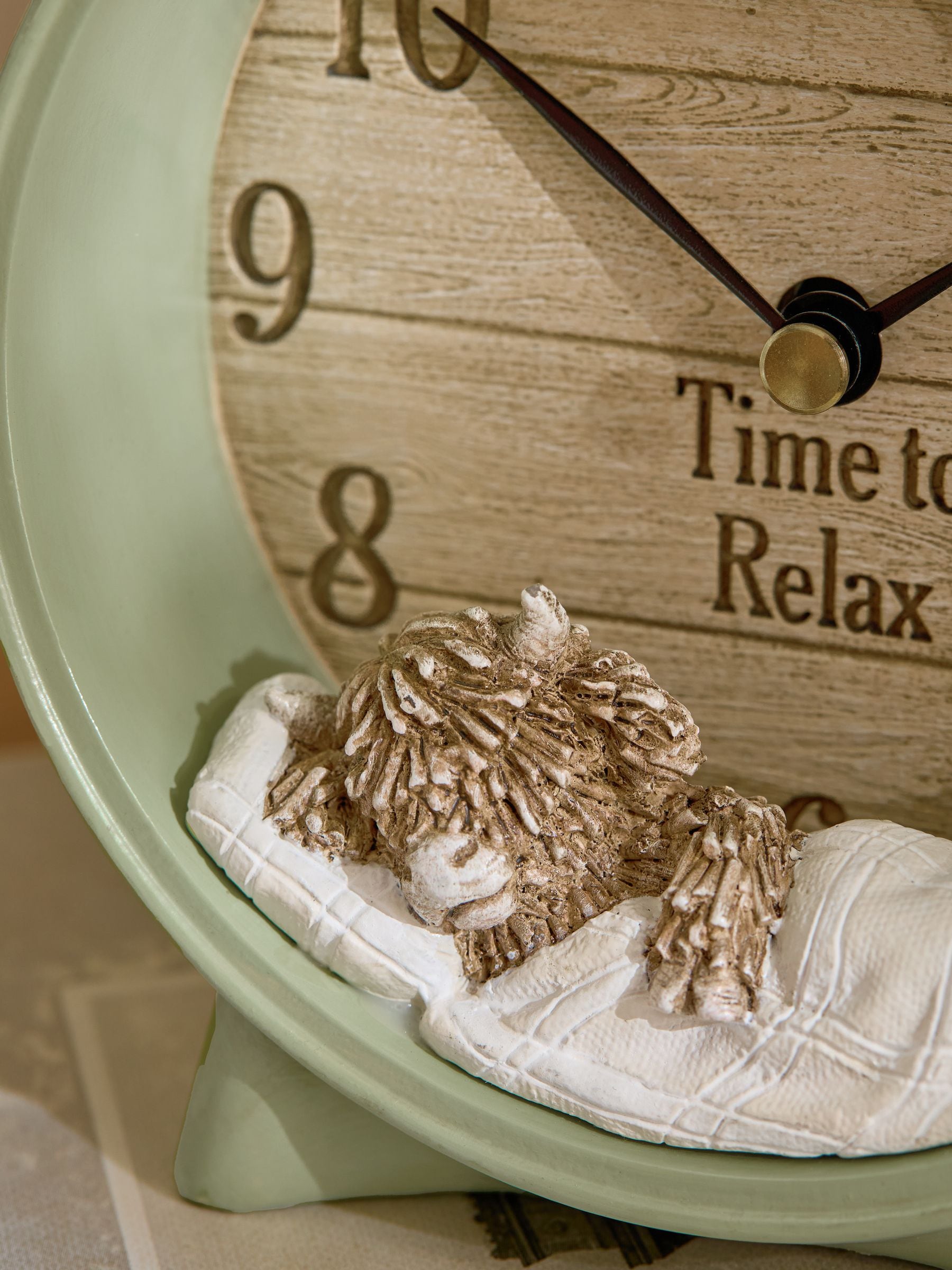Hamish The Highland Cow Natural Animal Mantel Clock