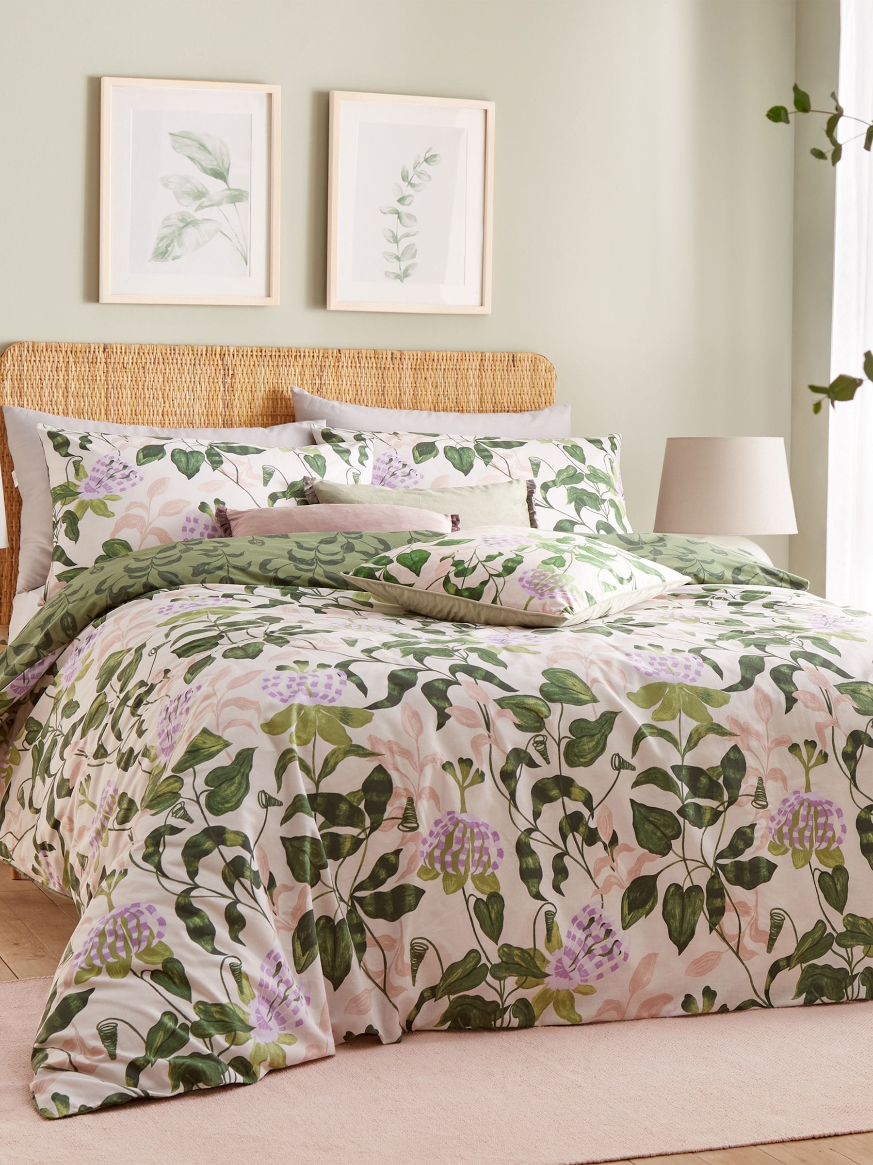 Wylder Peach Vine Green Passiflora duvet cover set (British brand)