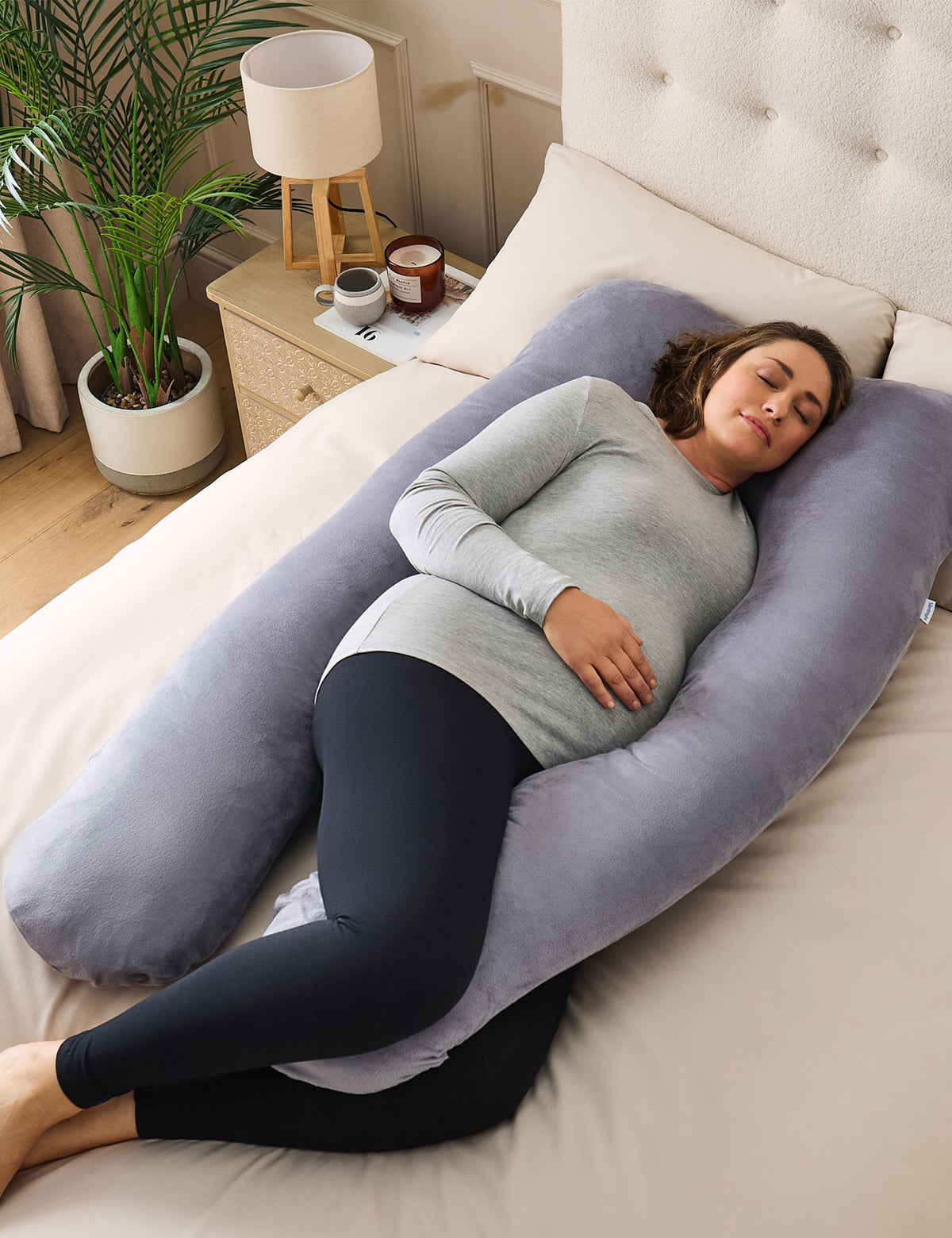 Silentnight U-shaped pregnancy pillow - British product