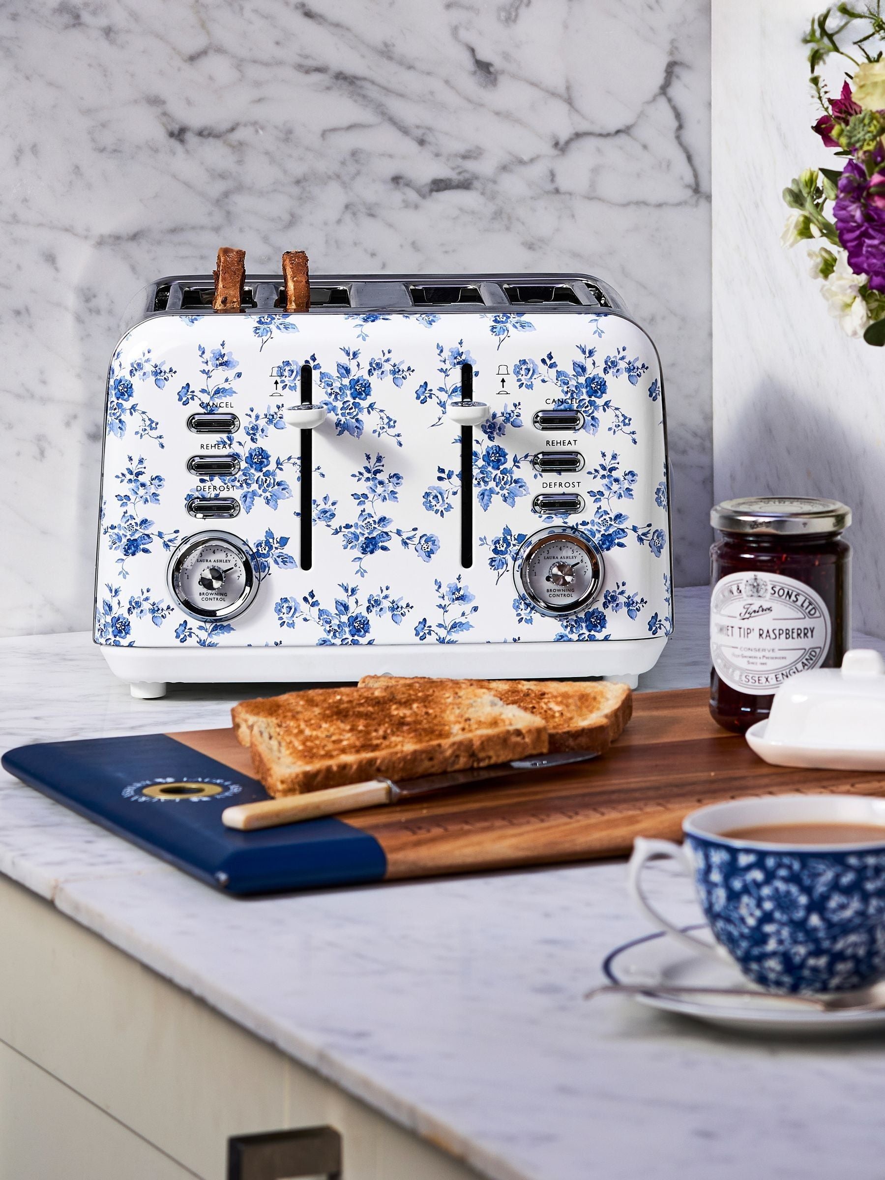 Laura Ashley China Rose 4 Slice Toaster by MyVQ