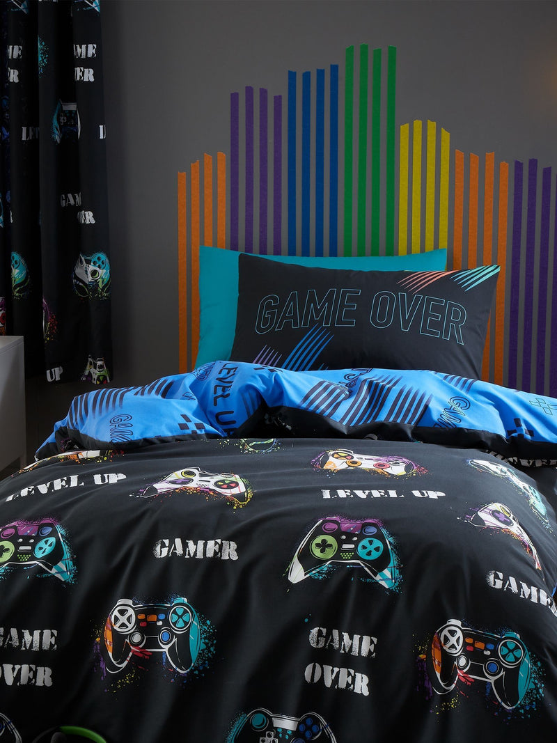 Catherine Lansfield Black Game Over reversible duvet cover and pillowcase set - British product
