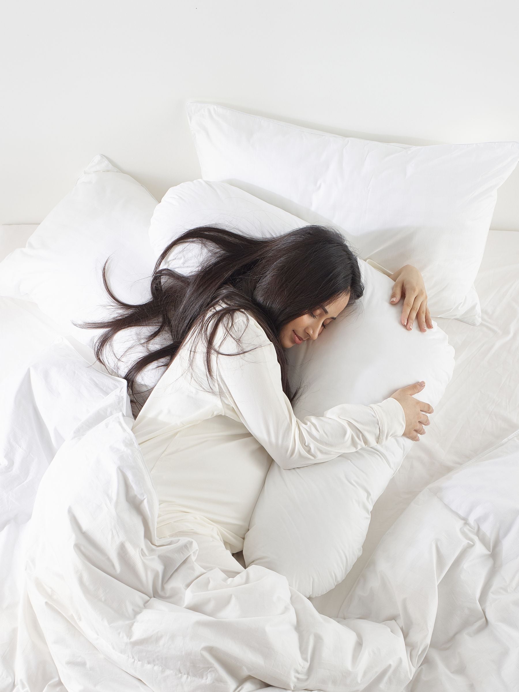 Snuggledown V Shape white support pillow - British product