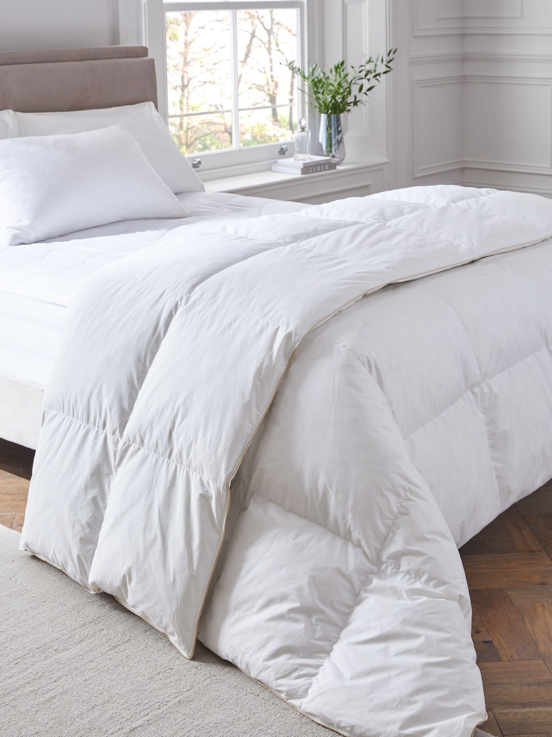 Goose feather and down 15 tog duvet, UK version
