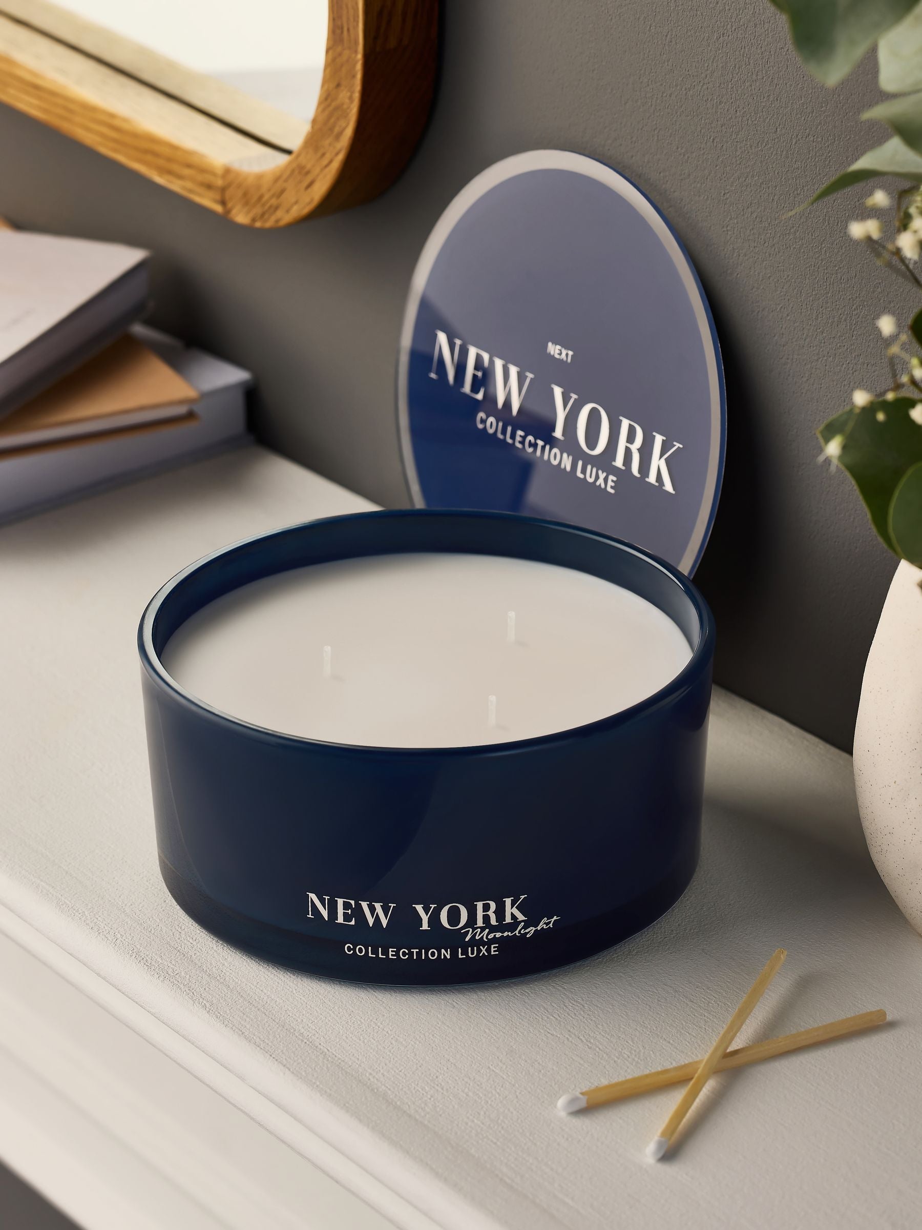 Collection Luxe Moonlight Amber & Jasmine large candle - British product