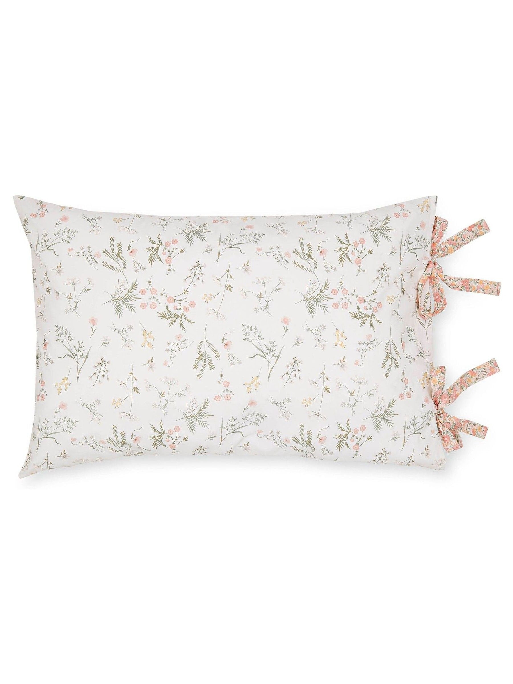 Laura Ashley Pink Coral Loveston duvet cover and pillowcase set, UK version