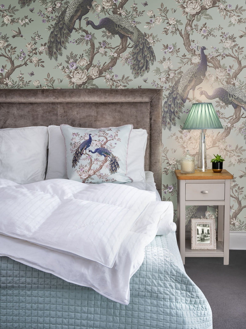 Laura Ashley white premium 10.5 tog down duvet, UK version