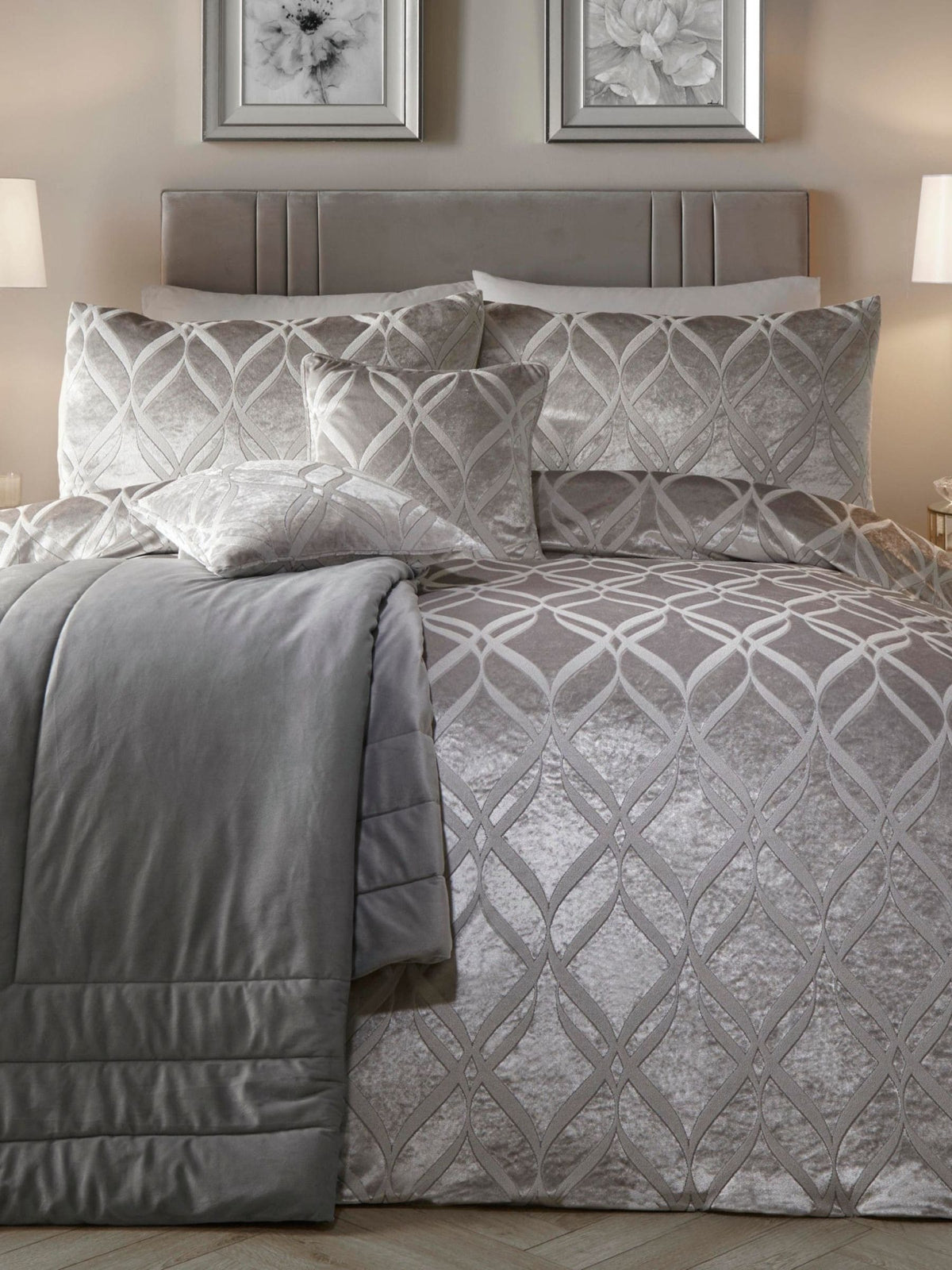Soiree Silver Belfort Jacquard Duvet Cover Set