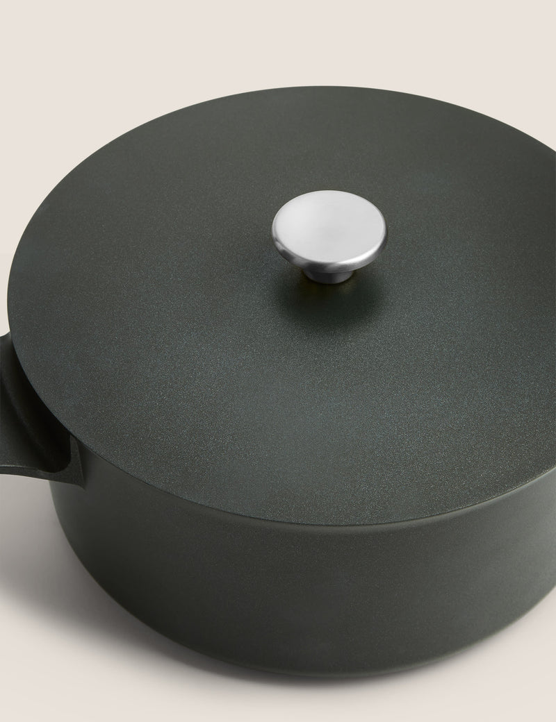 Cast aluminium casserole dish 7L - British product